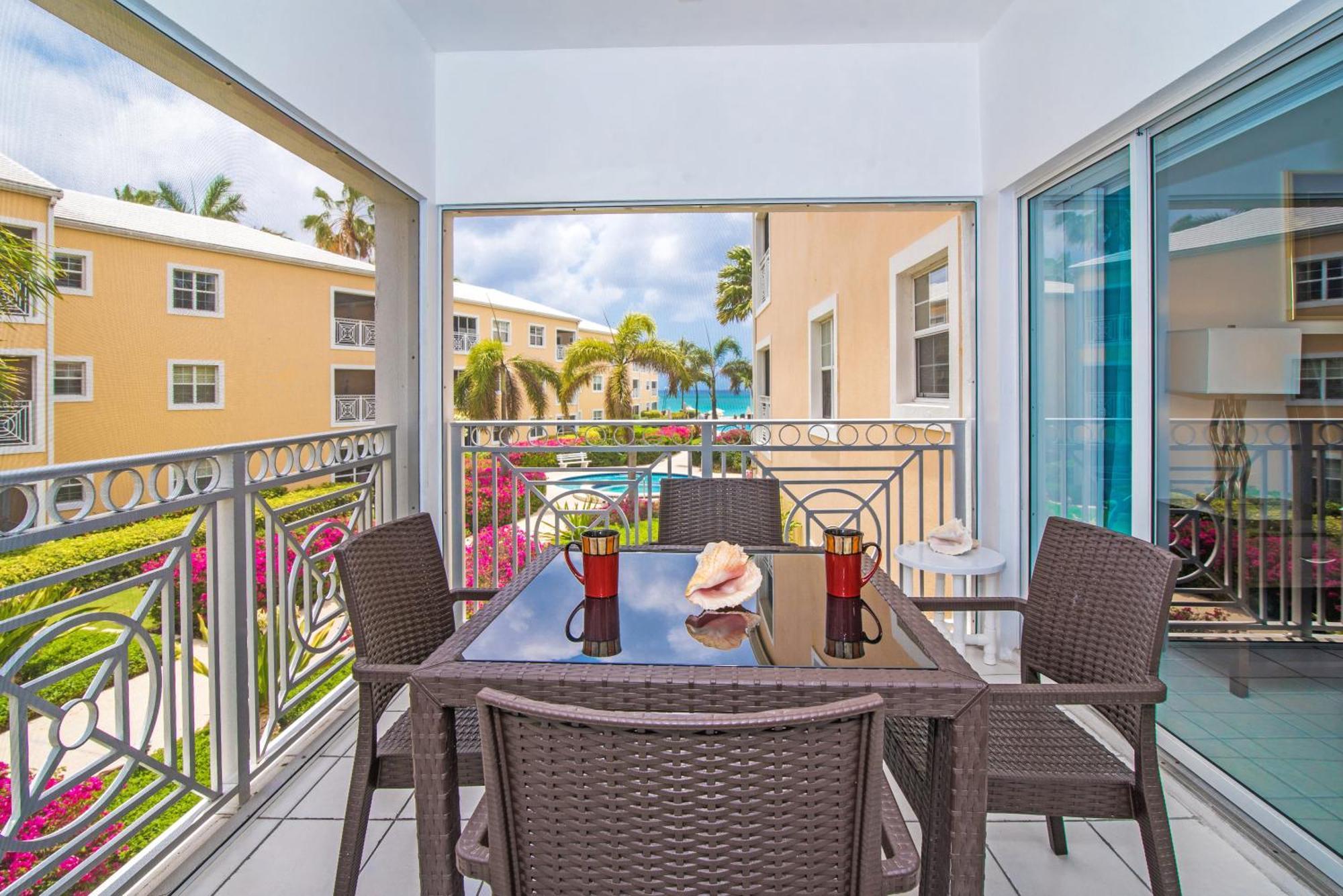 Regal Beach Club George Town Zimmer foto